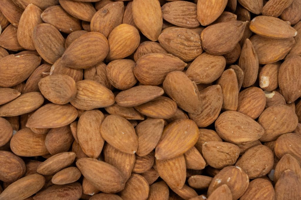 mandorla sicilia sgusciata