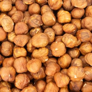 nocciola cruda italia